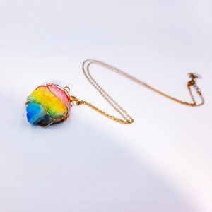 🍂FALLOUT SALE🍁 Quartz Pendant Necklace !PRICE DROP!